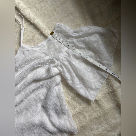 Guess White Cold Shoulder Breezy Boho Lacey Diamond Pattern Camisole Tank Top - Picture 11 of 11